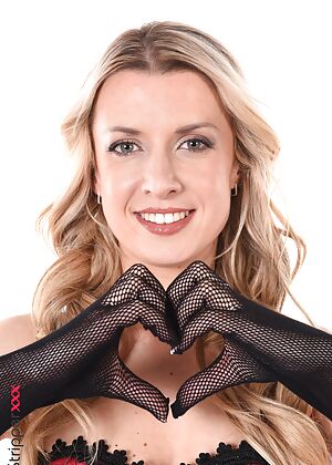 blonde adriana sweet 15 pics