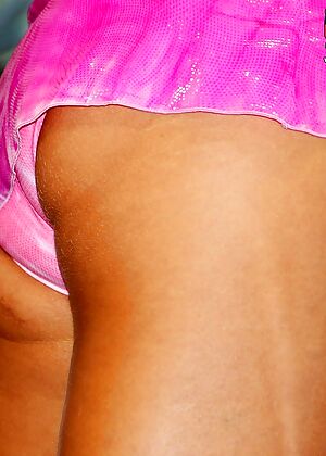upskirt photo free 12 pics