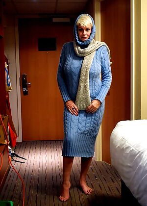 wearing check underneath 16 pics