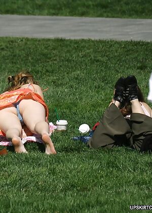 made public upskirt 12 pics