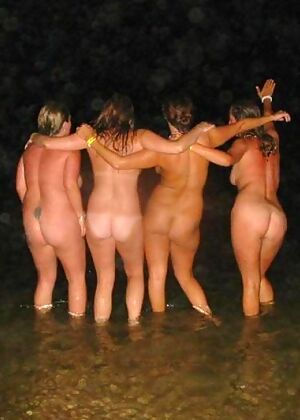 ass college girls 16 pics