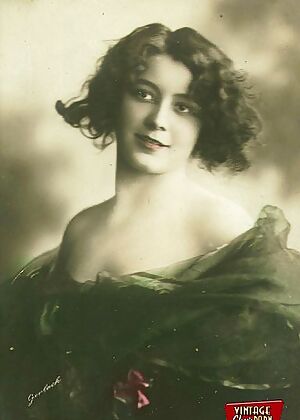 babes tag posing 12 pics