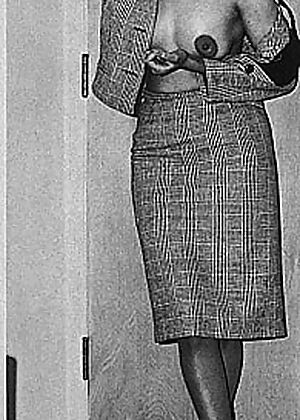 showing babes babe 12 pics