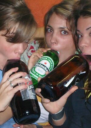 need wanted busty 12 pics