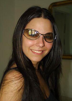brunette ucking sucking 15 pics