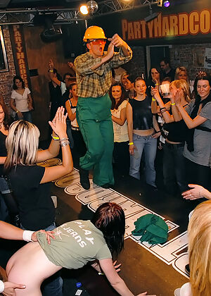 babe screwed babes 15 pics