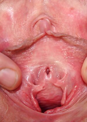 doing air spread 11 pics