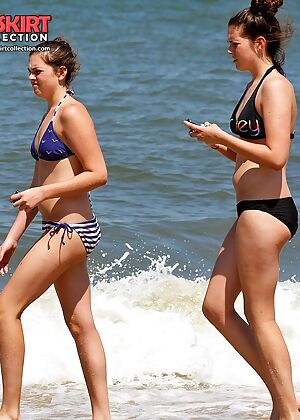 spied cameltoe bikini 12 pics
