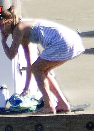 girls summer beach 12 pics