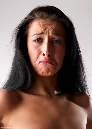 show tit shows 16 pics