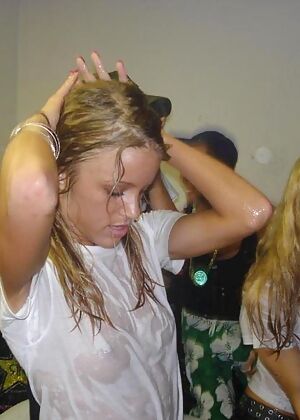 bra oil chick 12 pics