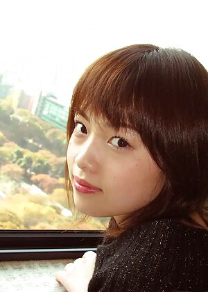 tits flaunts tiny 15 pics