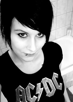 emo  emos 12 pics