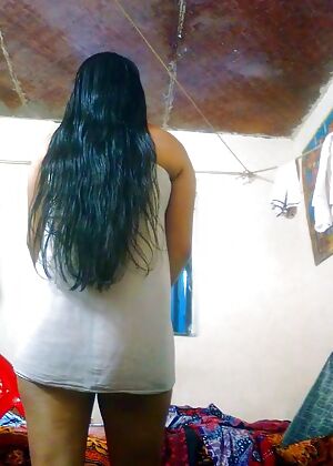 naked wife outfit 10 pics