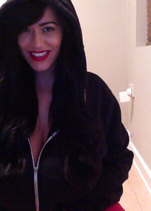 photo leanne entry 15 pics