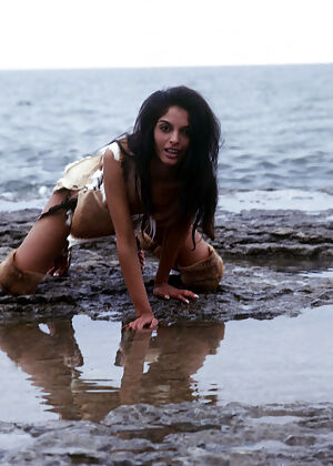 class puss play 15 pics