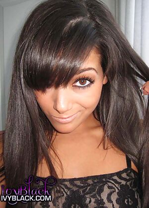 cute amateur black 8 pics
