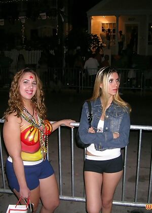 gang public amateur 14 pics
