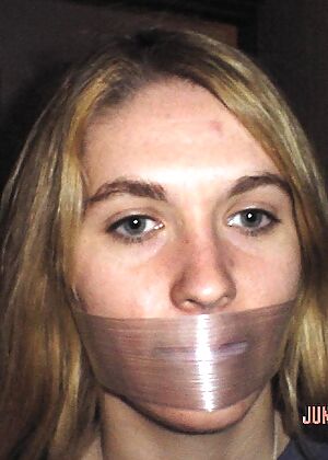 light bondage sub 12 pics