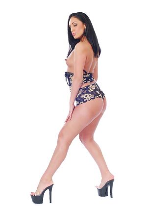 naughty tit star 24 pics