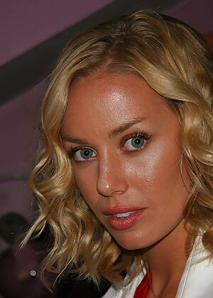 girls hands hand 10 pics