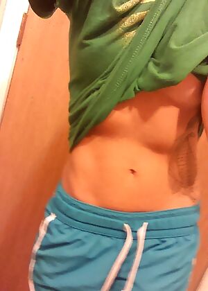    11 pics