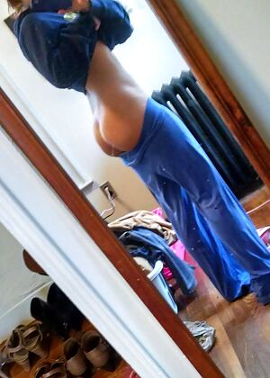working   1 pics