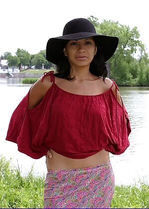 latina show mature 12 pics