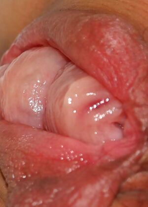    8 pics