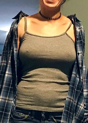    4 pics