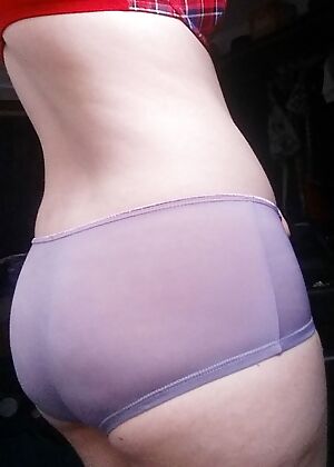 butt  curved 2 pics