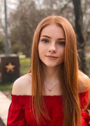 gwen   1 pics