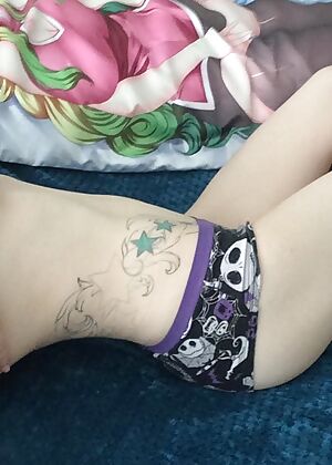    2 pics