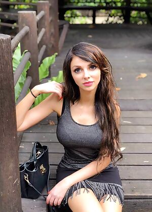    1 pics