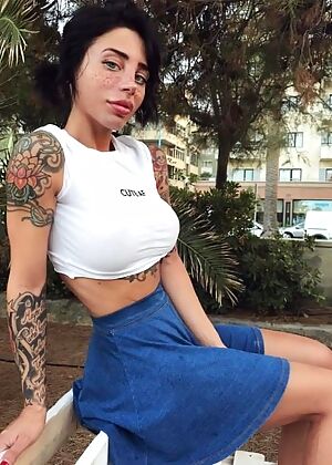    1 pics