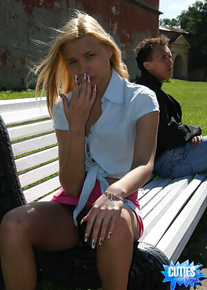 Cuties Flashing #15 of 16