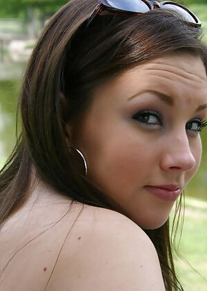 GND Amy #12 of 12