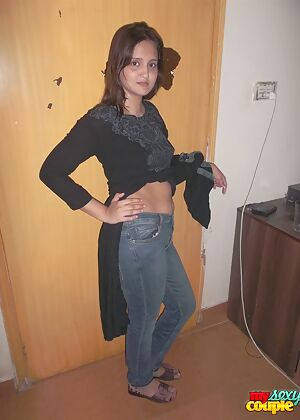 Indian Amateur Babes #4 of 11