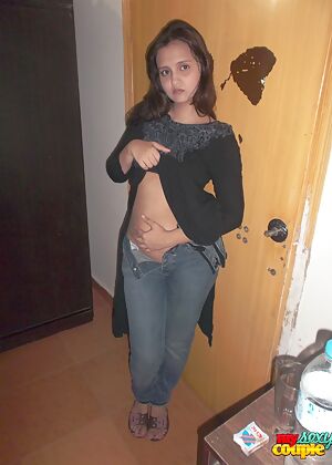 Indian Amateur Babes #6 of 11