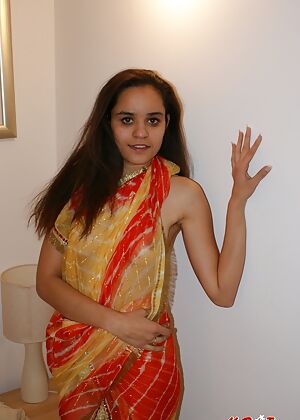 Indian Amateur Babes #2 of 9