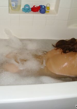 Chubby Girls #10 of 16