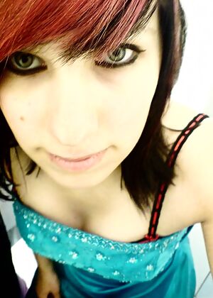 Amateur Emo Girls #4 of 12