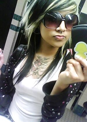 Amateur Emo Girls #5 of 12
