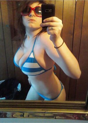 Amateur Emo Girls #6 of 12