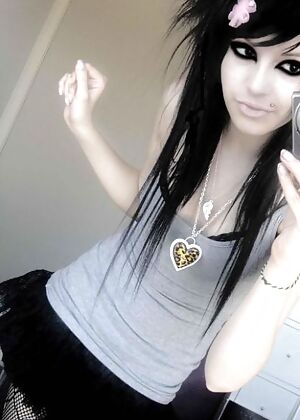 Amateur Emo Girls #9 of 12