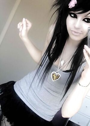 Amateur Emo Girls #9