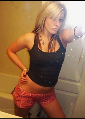 Amateur Emo Girls #6 of 12