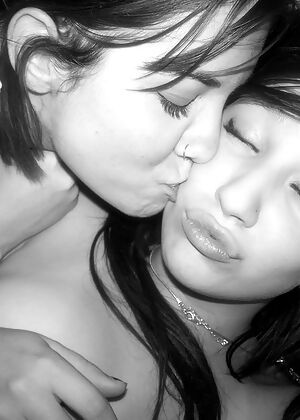 Amateur Emo Girls #8 of 12