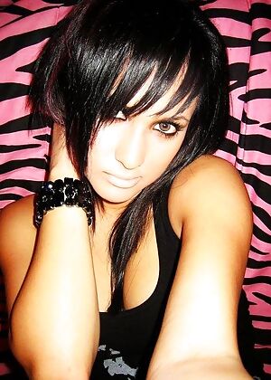 Amateur Emo Girls #9 of 12