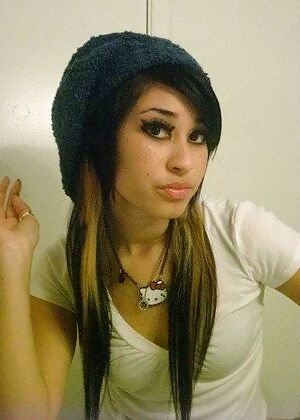 Amateur Emo Girls #5 of 12